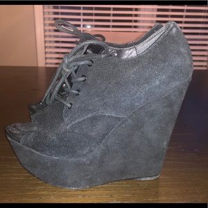 Steven Madden “Windupp” Heeled Booties